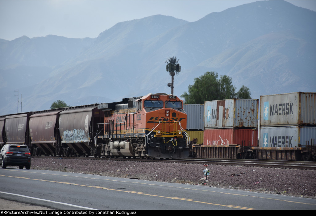 BNSF 5382